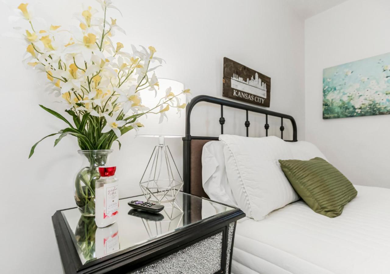 Becky & Marvels 420 Stay - Private Room Kansas City Exteriér fotografie