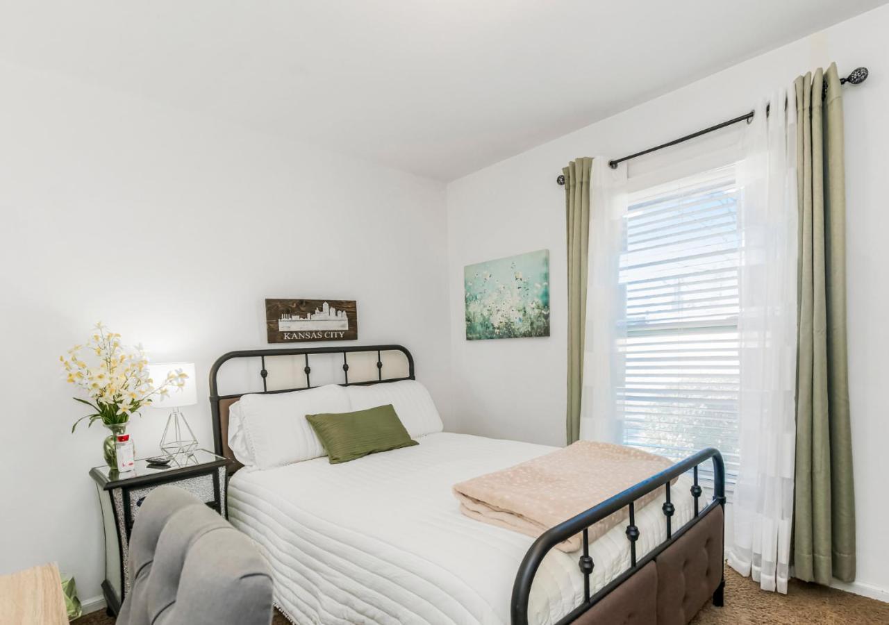 Becky & Marvels 420 Stay - Private Room Kansas City Exteriér fotografie