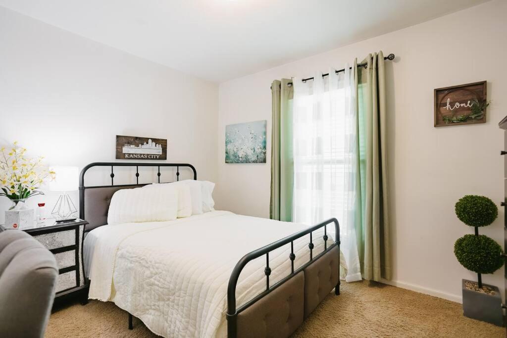 Becky & Marvels 420 Stay - Private Room Kansas City Exteriér fotografie