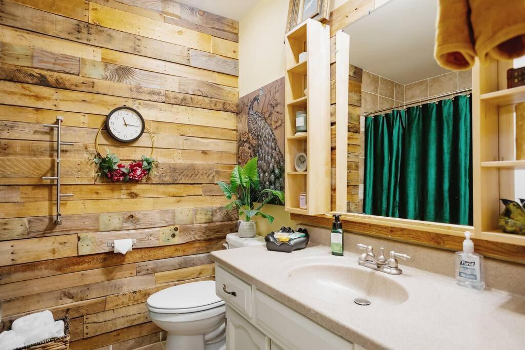 Becky & Marvels 420 Stay - Private Room Kansas City Exteriér fotografie